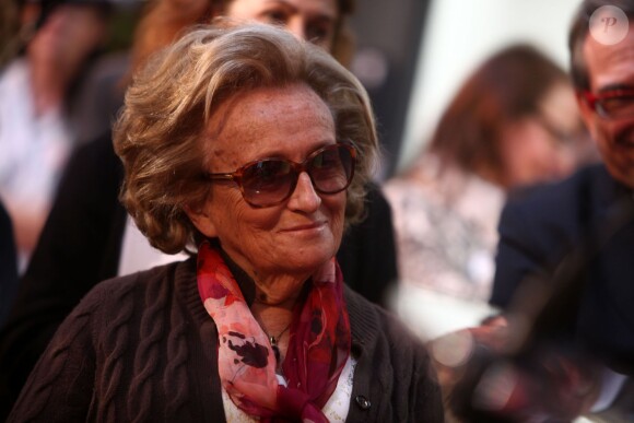 Bernadette Chirac, présidente de l'opération des Pièces jaunes, était à Lille, le 30 janvier 2014, pour remettre un chèque de 400 000 euros à la future maison familiale hospitalière (MFH). Elle y a rencontré Martine Aubry, maire de la ville.