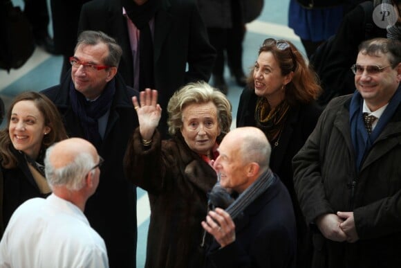 L'ex-première dame Bernadette Chirac, présidente de l'opération des Pièces jaunes, était à Lille, le 30 janvier 2014, pour remettre un chèque de 400 000 euros à la future maison familiale hospitalière (MFH). Elle y a rencontré Martine Aubry, maire de la ville.