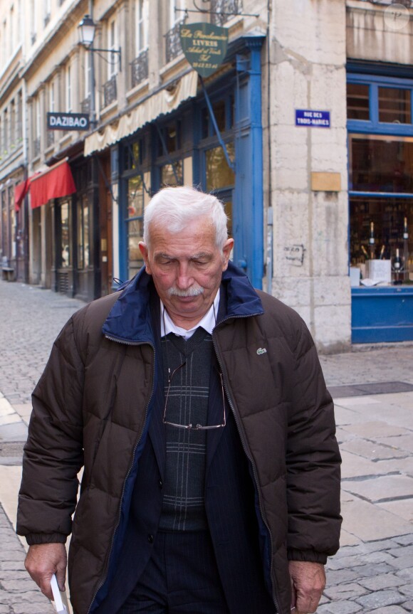 Régis de Camaret, lors de son arrivée au tribunal de Lyon, le 15 novembre 2012
