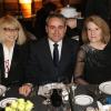 Mireille Darc, Xavier Bertrand et Catherine Pégard lors du dîner de gala au profit de la Fondation AVEC au Château de Versailles, le 3 février 2014.