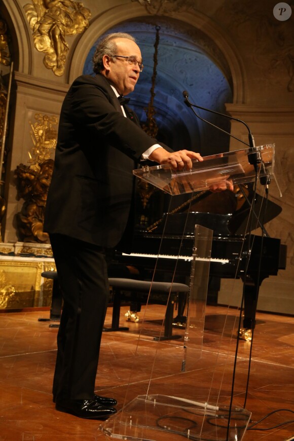Professeur David Khayat lors du dîner de gala au profit de la Fondation AVEC au Château de Versailles, le 3 février 2014.