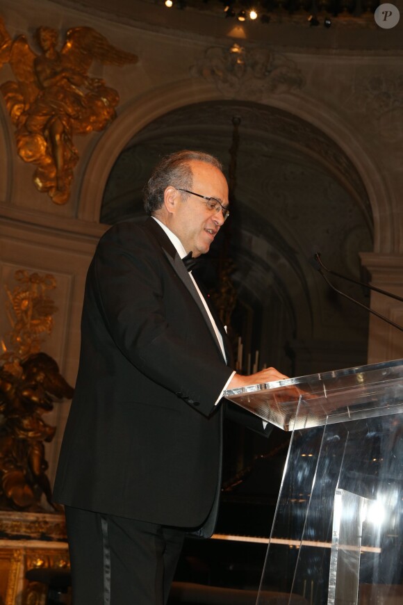 Professeur David Khayat lors du dîner de gala au profit de la Fondation AVEC au Château de Versailles, le 3 février 2014.