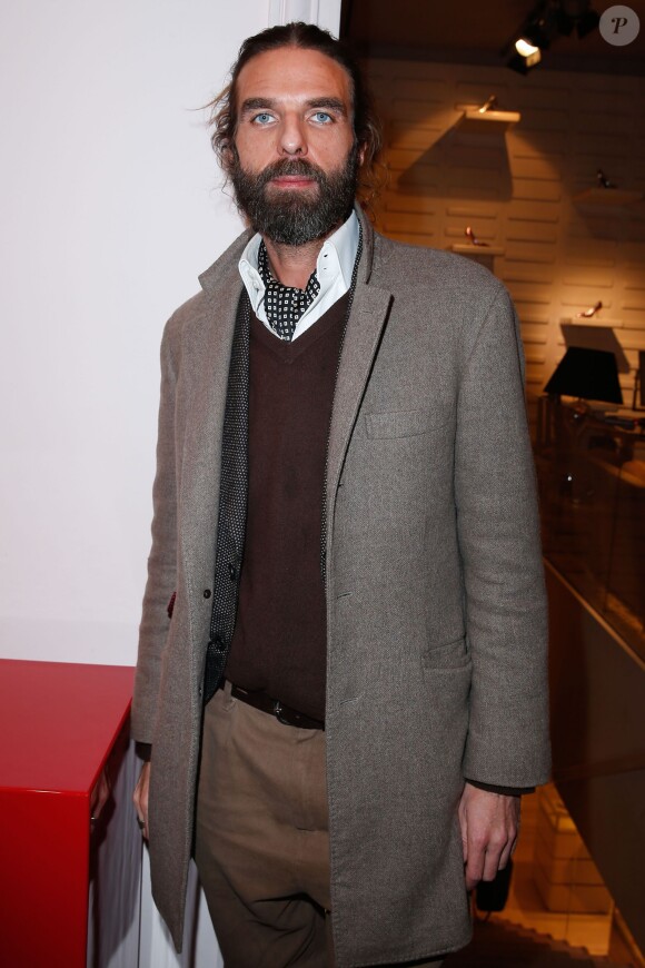 Le coiffeur John Nollet lors de la soirée organisée par la Maison Roger Vivier célèbrant la sortie du livre "Le Paris du Tout-Paris" d'Alexandra Senes à Paris, le 4 février 2014.