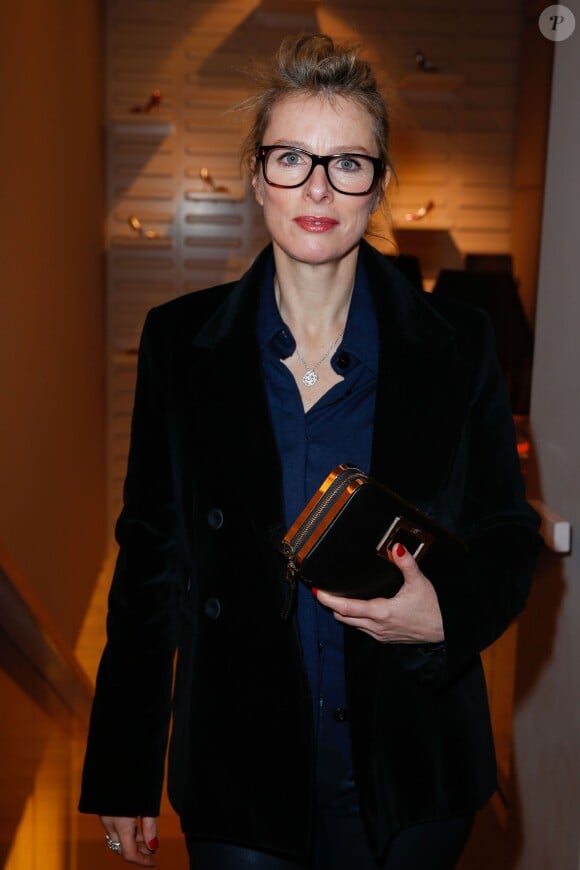 Karin Viard lors de la soirée organisée par la Maison Roger Vivier célèbrant la sortie du livre "Le Paris du Tout-Paris" d'Alexandra Senes à Paris, le 4 février 2014.