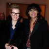 Karin Viard et Inès de la Fressange lors de la soirée organisée par la Maison Roger Vivier célèbrant la sortie du livre "Le Paris du Tout-Paris" d'Alexandra Senes à Paris, le 4 février 2014.