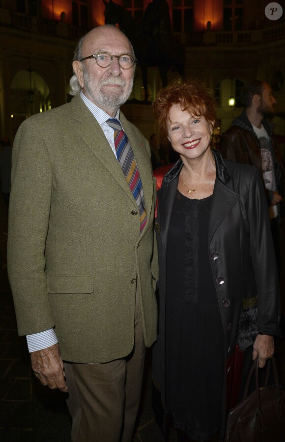 Jean-Pierre Marielle et sa femme Agathe Natanson - Générale de "Nina" au Théâtre Edouard-VII à Paris le 16 septembre 2013.