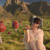 Image extraite du clip de Lily Allen - Air Balloon - réalisé par That Go. Février 2014.