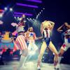 Miley Cyrus en pleines répétitions pour sa grande tournée, Bangerz Tour, prévue pour débuter le 14 février 2014.