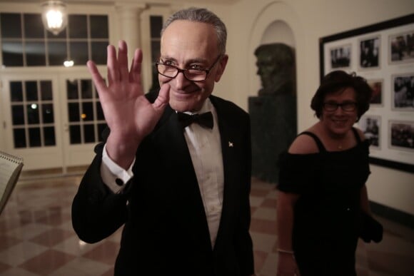 Le sénateur Charles Schumer lors du dîner d'Etat organisé à la Maison Blanche à Washington, le 11 février 2014.