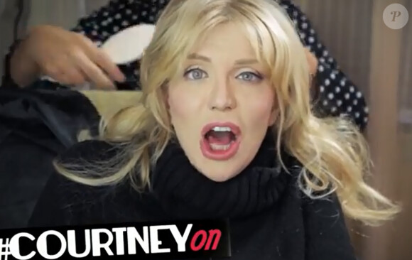 Courtney Love dans sa nouvelle websérie "CourtneyOn", dévoilée le 12 février 2014.