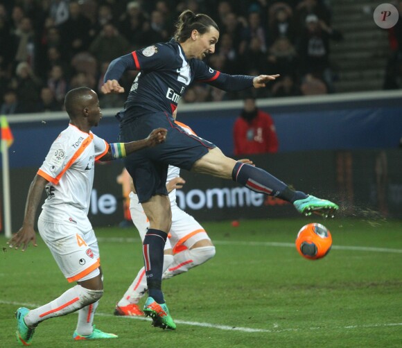 Zlatan Ibrahimovicau pendant le match PSG-Valenciennes au Parc des Princes à Paris. Le 14 février 2014.