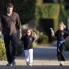 Ben Affleck emmène ses filles Violet et Seraphina déguster un Frozen Yogurt après leur cours de karaté à Santa Monica, le 12 février 2014.
