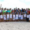 Les participants du Celebrity Chef Volleyball Tournament de Sports Illustrated Swimsuit posent pour une photo de famille. Miami, le 20 février 2014.