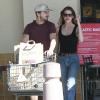 Exclusif - Shia LaBeouf et sa petite amie Mia Goth font leurs courses à Van Nuys le 23 février 2014.