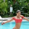 Jennifer Nicole Lee, divine en bikini, s'éclate dans l'hôtel The Shore Club. Miami, le 23 février 2014.