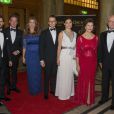 La famille royale suédoise à Stockholm le 19 février 2013 pour les 70 ans de la reine Silvia. La princesse Madeleine, accompagnée de son mari Chris O'Neill, était enceinte de la princesse Leonore, leur premier enfant.