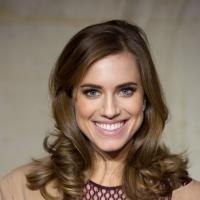 Allison Williams (Girls) : La belle Marnie est fiancée !