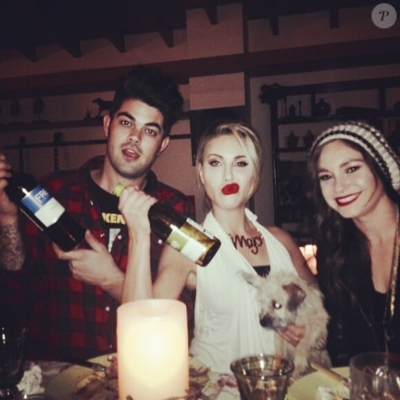 Après un long passage à vide, Chloe Lattanzi, fille d'Olivia Newton-John, va mieux et le fait savoir sur Instagram.