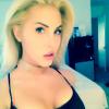 Chloe Lattanzi, la fille d'Olivia Newton-John avait dévoilé en 2013 avoir passé pas moins de sept mois en cure de désintoxication. Un an plus tard, la jeune femme de 28 ans va mieux.