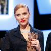 Scarlett Johansson (César d'honneur) sur la scène pendant la 39e cérémonie des César au théâtre du Châtelet à Paris le 28 février 2014.