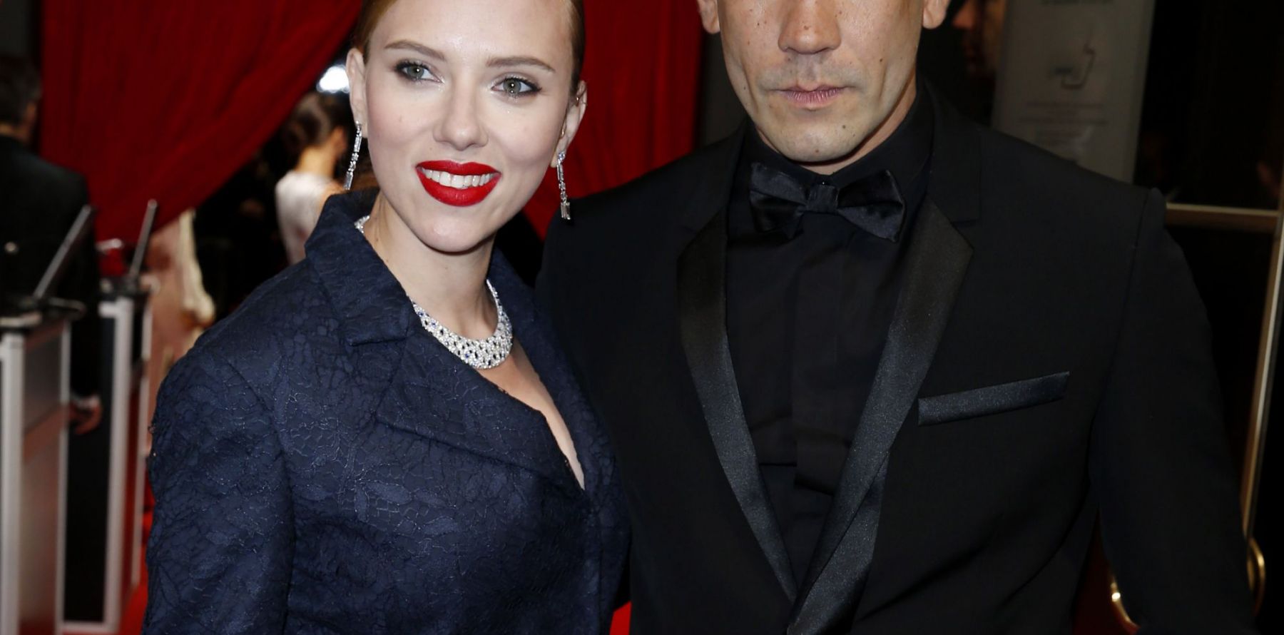 Scarlett Johansson : Amoureuse de son Romain, la star rayonne aux César