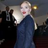 Scarlett Johansson arrive à la 39e cérémonie des César au théâtre du Châtelet à Paris le 28 février 2014. 