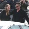 Brad Pitt et Angelina Jolie signent des autographes en arrivant au Film Independent Spirit Awards à Los Angeles Le 1er mars 2014