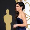 Sandra Bullock, habillée par Alexander McQueen, lors de la 86e cérémonie des Oscars à Hollywood, le 2 mars 2014.