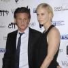 Première apparition officielle de Sean Penn et Charlize Theron lors du gala de charité "Fame & Philanthropy" à Beverly Hills, le 2 mars 2014.