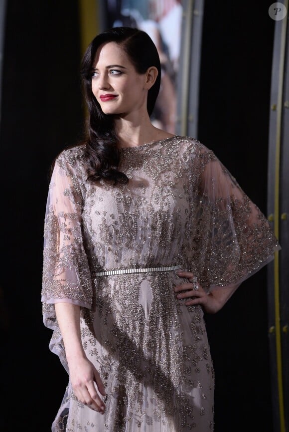 Eva Green, dans une robe Elie Saab, lors de l'avant-première du film 300 - La Naissance d'un empire, à Los Angeles le 4 mars 2014
