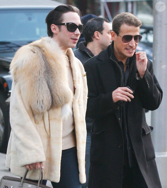 Johnny Weir et Victor Voronov à West Village à New York, le 1er janvier 2012.