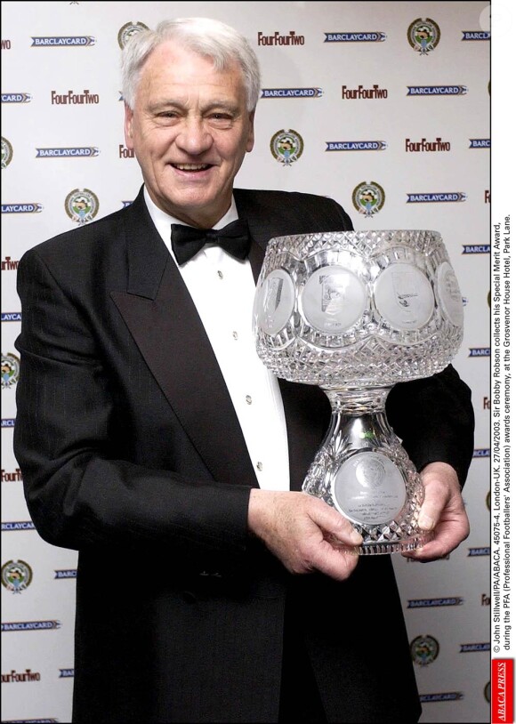 Sir Bobby Robson s'est éteint le 31 juillet 2009 à l'âge de 76 ans