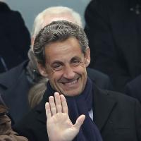 France-Pays-Bas : Nicolas Sarkozy et M. Pokora supporters heureux des Bleus