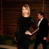 Taylor Swift, en robe Julien Macdonald - Soirée Vanity fair après les Oscars, à Los Angeles, le 2 mars 2014.