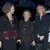 L'infante Cristina d'Espagne, souriante avec la reine Sofia et la princesse Irene, assistait le 5 mars 2014 à Athènes à la projection d'un documentaire consacré au roi Paul Ier de Grèce.