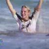 Amélie s'éclate en faisant du surf - Les Anges de la télé-réalité 6 en Australie. Episode diffusé le 12 mars 2014 sur NRJ 12.