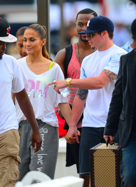 Jennifer Lopez sur le tournage de son clip à Miami, le 12 février 2014.