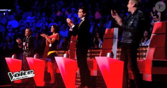 Battle entre Lioan et Margie dans "The Voice 3" sur TF1 le samedi 15 mars 2014.