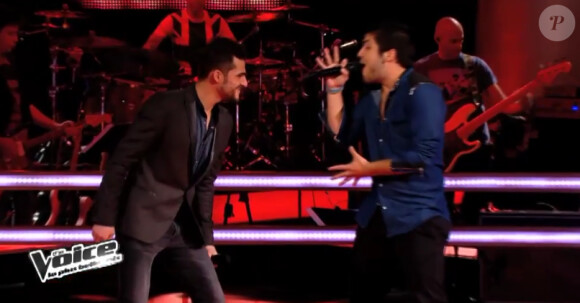 Battle entre Bruno Moreno et Jérémy Ichou dans "The Voice 3" sur TF1 le samedi 15 mars 2014.