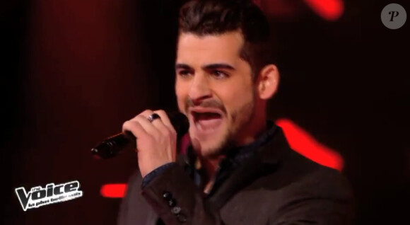 Battle entre Bruno Moreno et Jérémy Ichou dans "The Voice 3" sur TF1 le samedi 15 mars 2014.