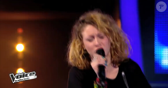 Cinquième battle entre Natacha Andreani et Cloé dans "The Voice 3" sur TF1 le samedi 15 mars 2014.