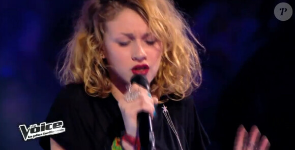 Cinquième battle entre Natacha Andreani et Cloé dans "The Voice 3" sur TF1 le samedi 15 mars 2014.