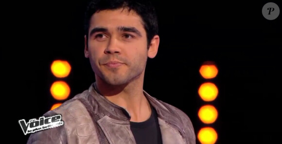 Septième battle entre Adrien et Santo Barracato dans "The Voice 3" sur TF1 le samedi 15 mars 2014.