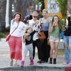 Jennie Garth et ses filles Fiona, Luca et Lola à Los Angeles, le 12 mars 2014.