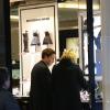 Heidi Klum et son nouveau compagnon Vito Schnabel sont allés en amoureux faire les magasins dans le quartier de Saint-Germain-des-Prés avant de prendre un verre au célèbre Café de Flore, le 17 mars 2014.