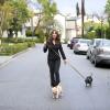 Exclusif - Victoria Sellers, la fille des acteurs Britt Ekland et Peter Sellers, promène ses chiens, Max et Roxy, à West Hollywood en Californie, le 4 mars 2014.