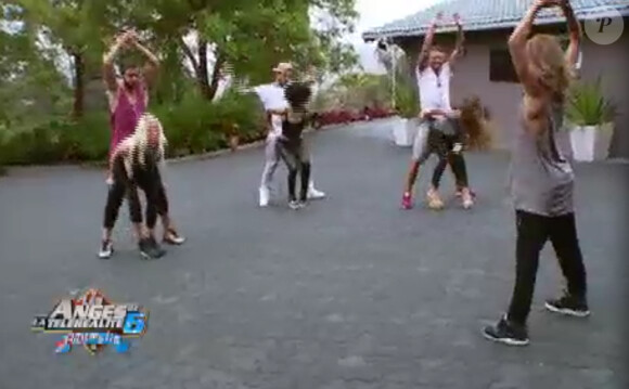 Cours de danse dans Les Anges de la télé-réalité 6 le vendredi 21 mars 2014 sur NRJ 12