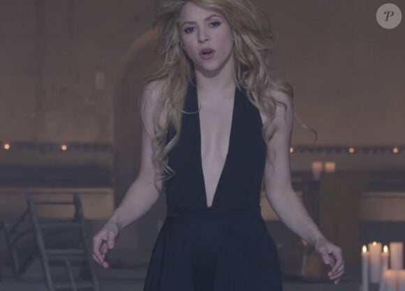 Shakira dans son nouveau clip "Empire", son nouveau clip (2e extrait de son dernier album) dévoilé le 25 mars 2014.