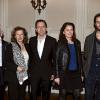 Exclusif - Gad Elmaleh en famille, son père David, sa mère Régine, sa soeur Judith et son frère Arié après le spectacle de l'humoriste "Sans Tambour" à l'Opéra Garnier à Paris le 16 mars 2014.