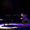 Exclusif - Gad Elmaleh sur scène pour son spectacle "Sans Tambour" à l'Opéra de Paris le 16 mars 2014